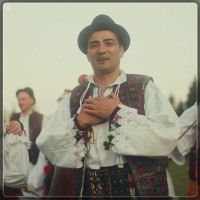 Deti Iuga - La Mânăstire De Lemn