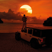 Ryan Castro - oficial
