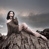 Laura Pausini - MI HISTORIA ENTRE TUS DEDOS