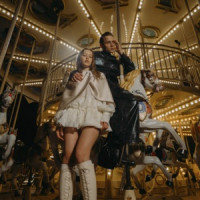 Ваня Дмитриенко & Аня Пересильд - Силуэт (из к/ф «Алиса в Стране Чудес»)